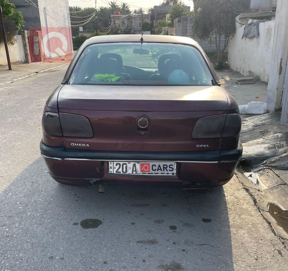 Opel Omega